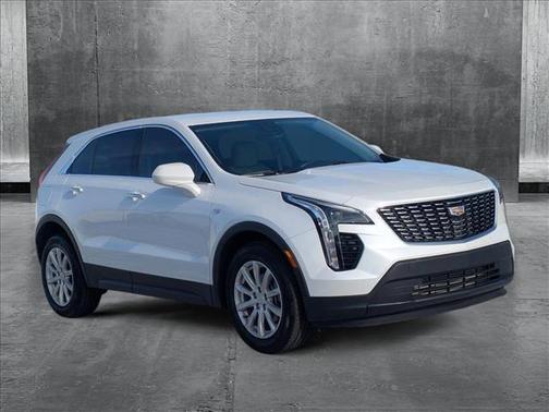 2023 Cadillac XT4 Luxury