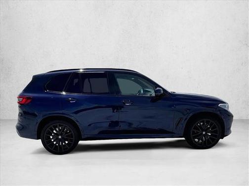 Tanzanite Blue II Metallic 2021 BMW X5 M50i