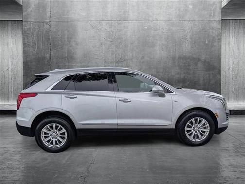 2017 Cadillac XT5 Base