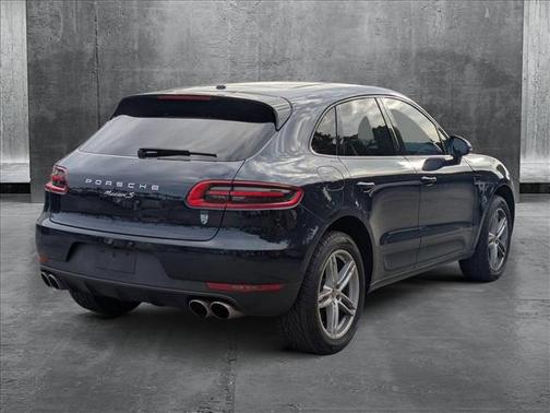 2018 Porsche Macan Base