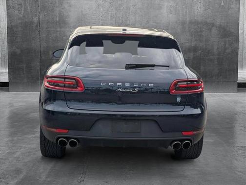 2018 Porsche Macan Base