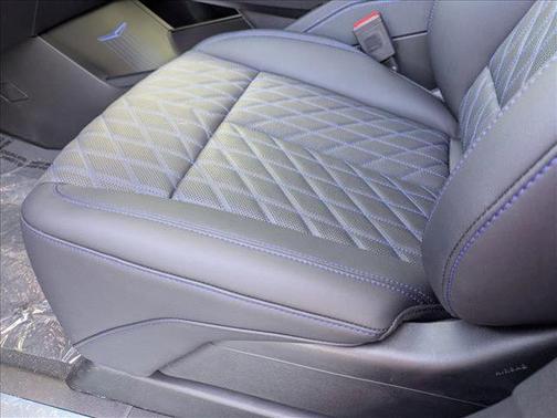 2025 Cadillac Escalade IQ Luxury 1