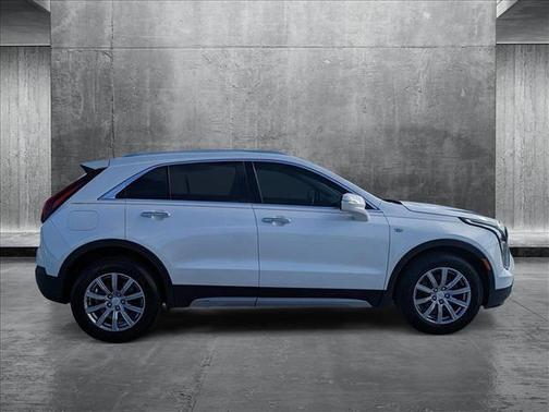 2021 Cadillac XT4 Premium Luxury