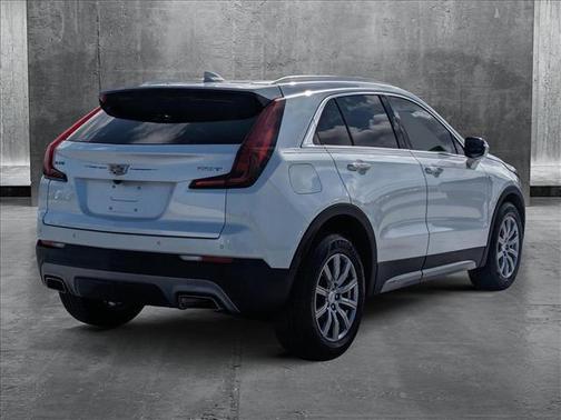 2021 Cadillac XT4 Premium Luxury