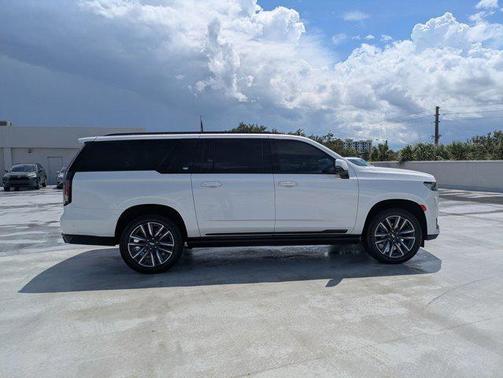 2021 Cadillac Escalade ESV Sport Platinum