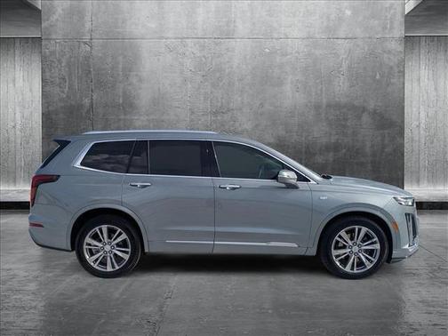 2024 Cadillac XT6 Premium Luxury FWD
