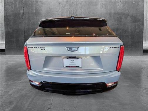 2025 Cadillac Escalade Sport