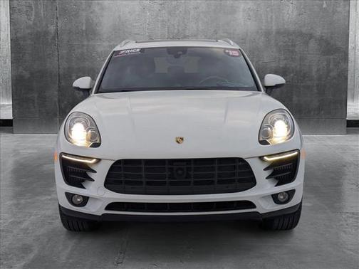 2015 Porsche Macan S