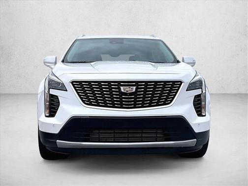 2022 Cadillac XT4 Premium Luxury