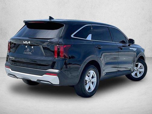 Ebony Black 2024 Kia Sorento LX