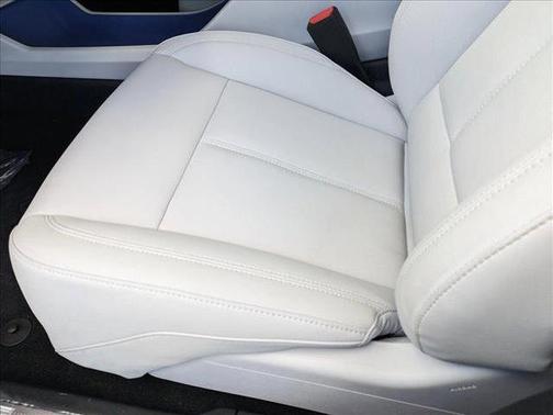 2025 Cadillac OPTIQ Luxury