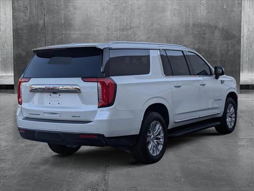 2021 GMC Yukon XL SLT