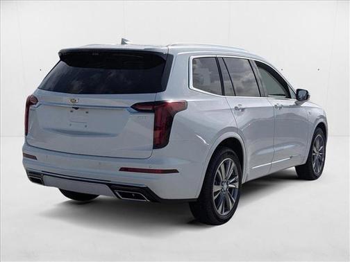 2025 Cadillac XT6 Premium Luxury FWD