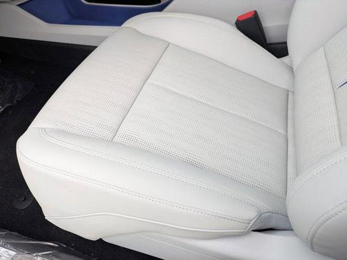2025 Cadillac OPTIQ Sport 2 AWD