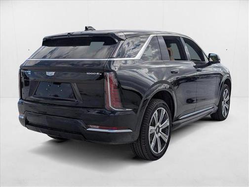 2025 Cadillac Escalade IQ Luxury 2