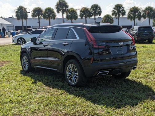 2024 Cadillac XT4 Premium Luxury