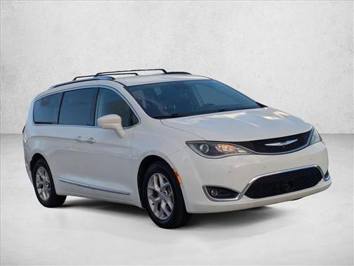 2019 Chrysler Pacifica Touring-L Plus