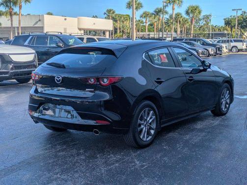 2022 Mazda Mazda3 FWD