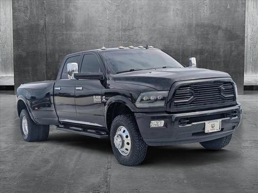 2017 RAM 3500 Limited Crew Cab 4x4 8' Box