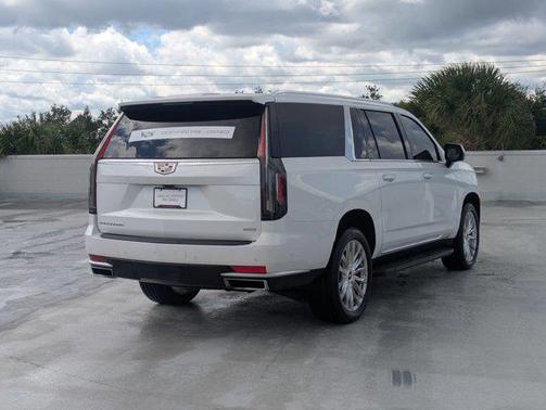 2024 Cadillac Escalade ESV Premium Luxury