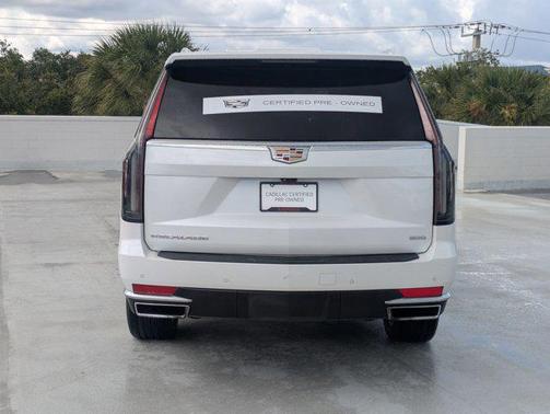 2024 Cadillac Escalade ESV Premium Luxury