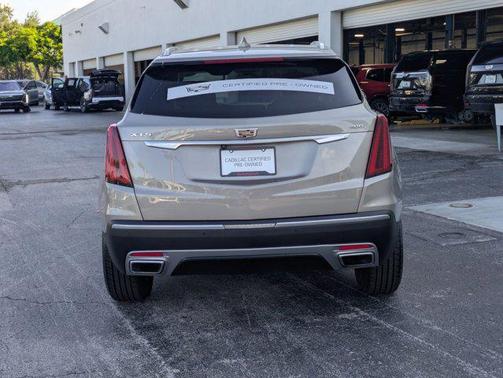 2022 Cadillac XT5 Premium Luxury