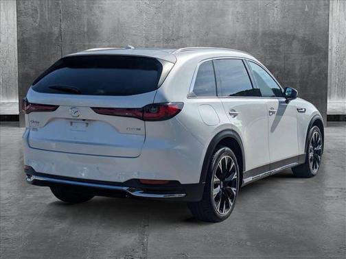 2024 Mazda CX-90 PHEV Premium Plus