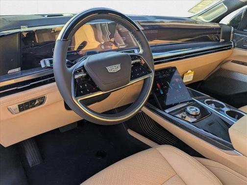 2025 Cadillac Escalade IQ Luxury 2