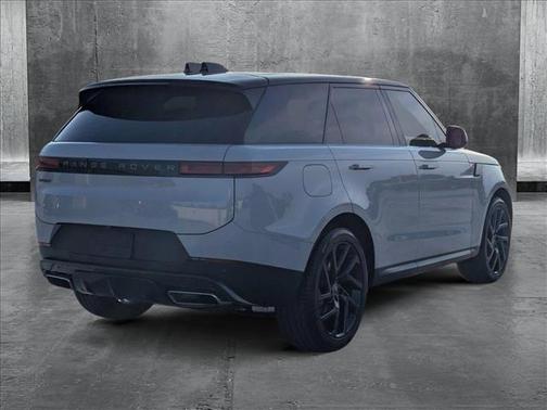 2024 Land Rover Range Rover Sport SE