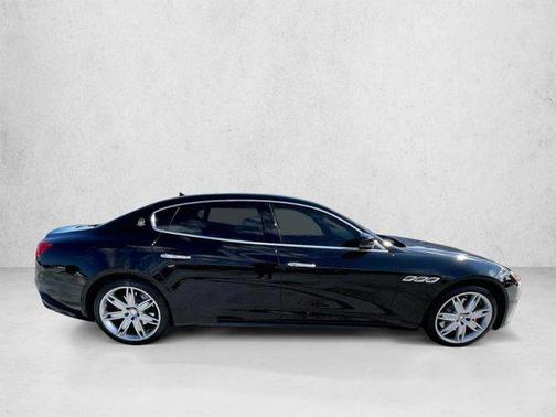 Black 2017 Maserati Quattroporte S Q4