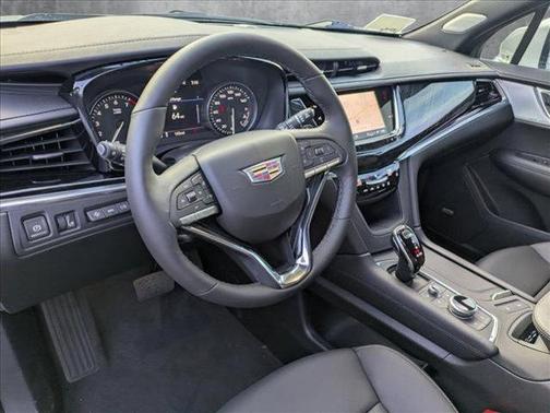 2025 Cadillac XT6 Premium Luxury FWD