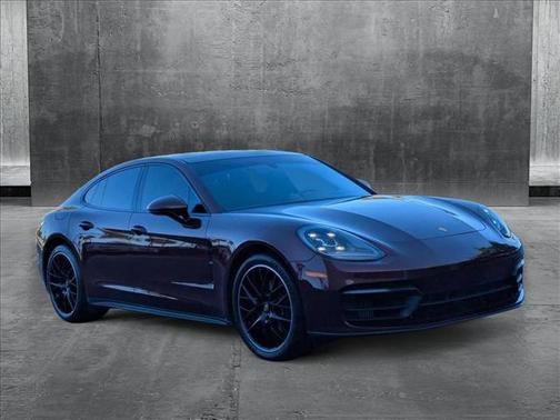 2022 Porsche Panamera RWD