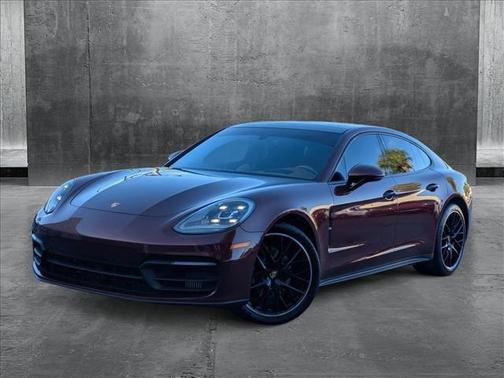 2022 Porsche Panamera RWD