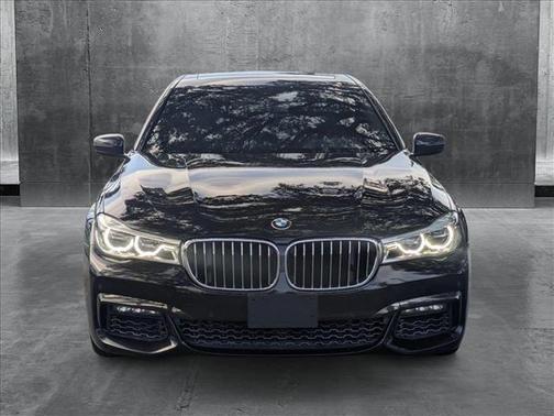 2018 BMW 750 I