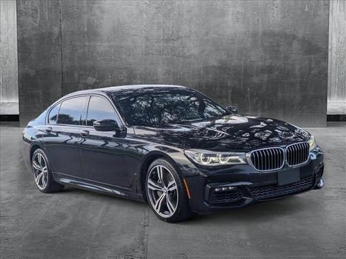 2018 BMW 750 I