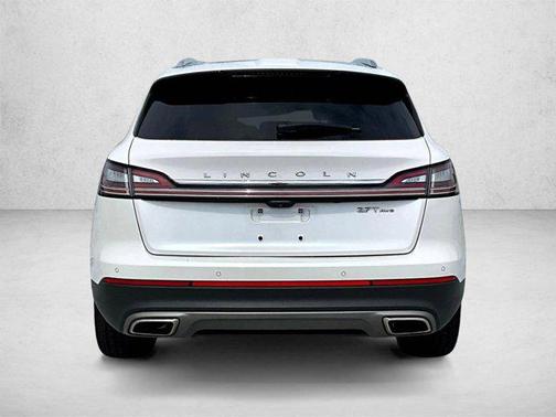 White Platinum Tri-Coat 2019 Lincoln Nautilus Black Label