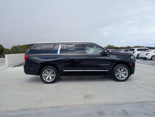 2021 GMC Yukon XL SLT