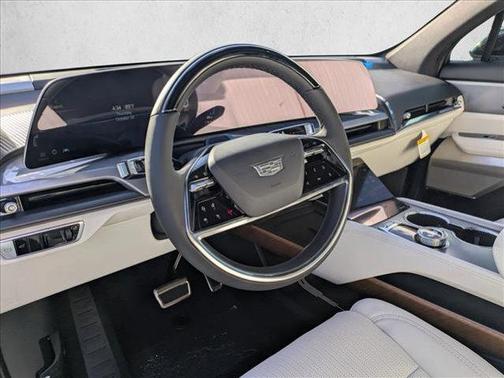 2026 Cadillac VISTIQ Luxury