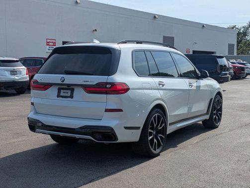 2021 BMW X7 xDrive40i