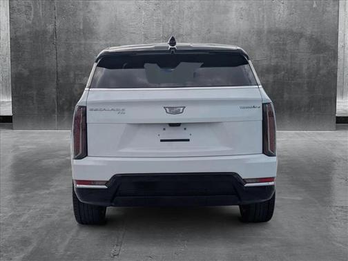 2025 Cadillac Escalade IQ Luxury 2