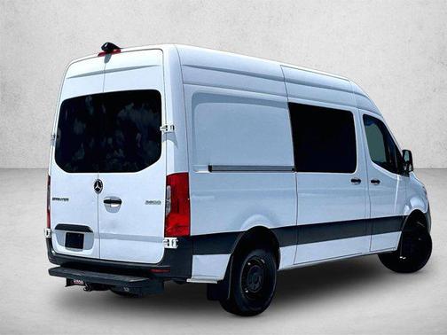 Arctic White 2020 Mercedes-Benz Sprinter 2500 Standard Roof