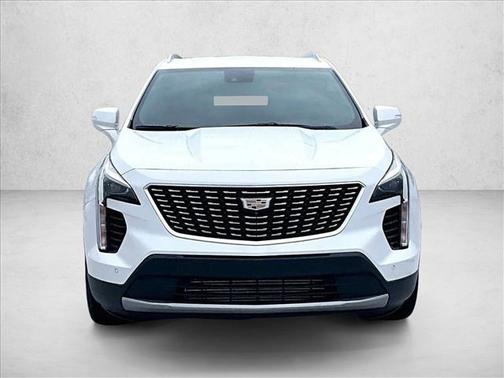 Crystal White Tricoat 2022 Cadillac XT4 Premium Luxury