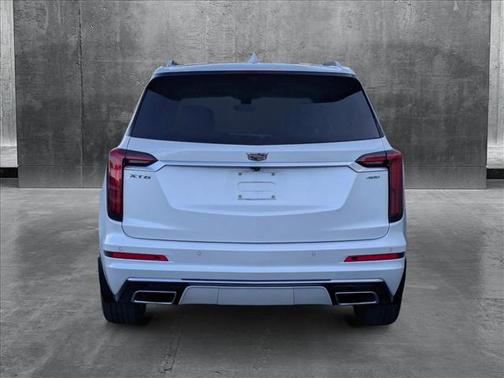 2020 Cadillac XT6 Premium Luxury FWD