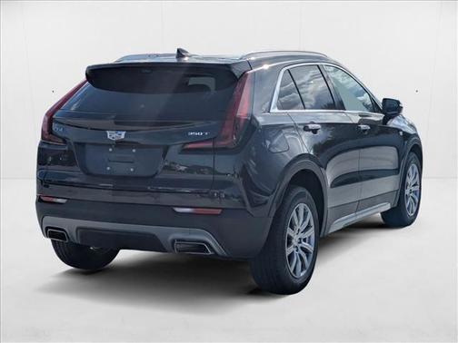 2022 Cadillac XT4 Premium Luxury