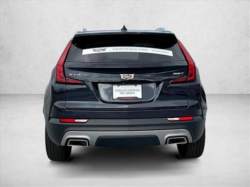 2022 Cadillac XT4 Premium Luxury