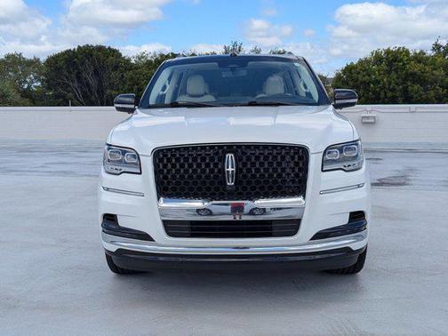 2022 Lincoln Navigator Black Label