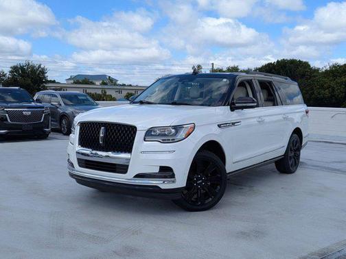 2022 Lincoln Navigator Black Label