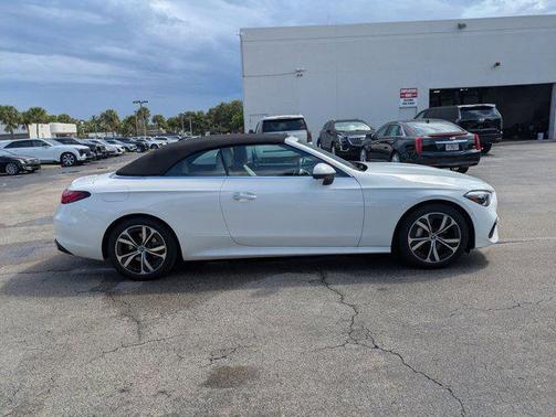 2024 Mercedes-Benz CLE 300 4MATIC Cabriolet