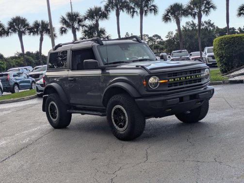 2021 Ford Bronco Base