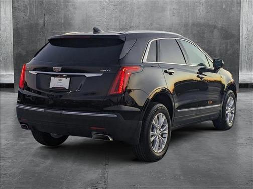 2025 Cadillac XT5 Luxury